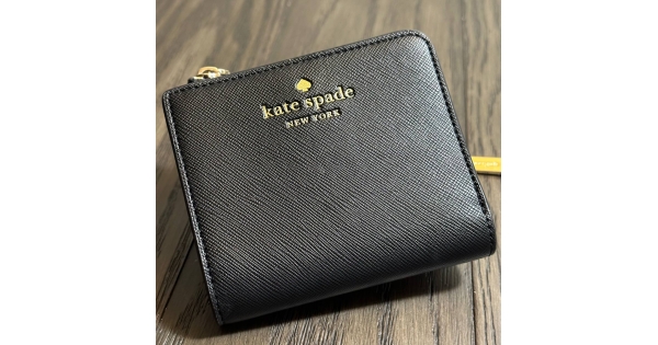 INTERNAL USE ONLY) LD DEC 4 KATE SPADE SMALL WALLET BLACK