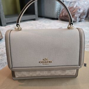 (INTERNAL USE ONLY) LD APRIL 8 COACH KLARE TOP HANDLE SIG JACQ NATURAL (CAK61) RM1,290COACH KLARE TOP HANDLE SIG JACQ NATURAL (CAK61)