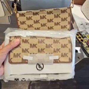 (INTERNAL USE ONLY) LD MAY 17 MK JET SET FLAP XBODY (TALI LEBAR) SIG JAC BROWN