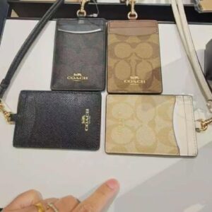 (INTERNAL USE ONLY) LD MAY 27 COACH LANYARD [A] SIG BROWN/BLACK (63274)