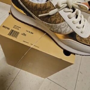 (INTERNAL USE ONLY) LD MAY 17 MK ANDI TRAINER [C] CREAM MULTI