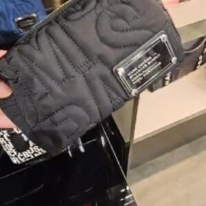 (INTERNAL USE ONLY) LD JUNE 8 MJ QUILTED MAKE UP BAG BLACK