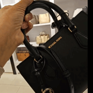 (INTERNAL USE ONLY) LD NOV 17 MK SM SHEILA SATHCEL BLACK