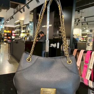 (INTERNAL USE ONLY) LD NOV 15 MJ THE PLAZA SMALL TOTE BLACK