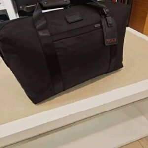 (INTERNAL USE ONLY) LD NOV 14 TUMI CORPORATE COLLECTION TRAVEL SATCHEL BLACK
