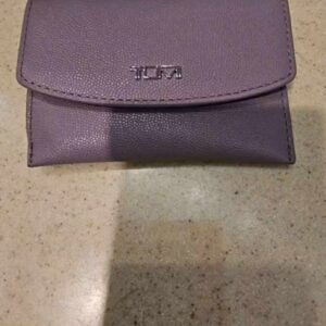 (INTERNAL USE ONLY) LD NOV 14 TUMI SMALL FLAP CARD CASE LAVENDER