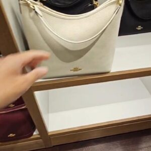 (INTERNAL USE ONLY) LD DEC 17 COACH LAUREL LARGE SHOULDER BAG CREAM/GOLD